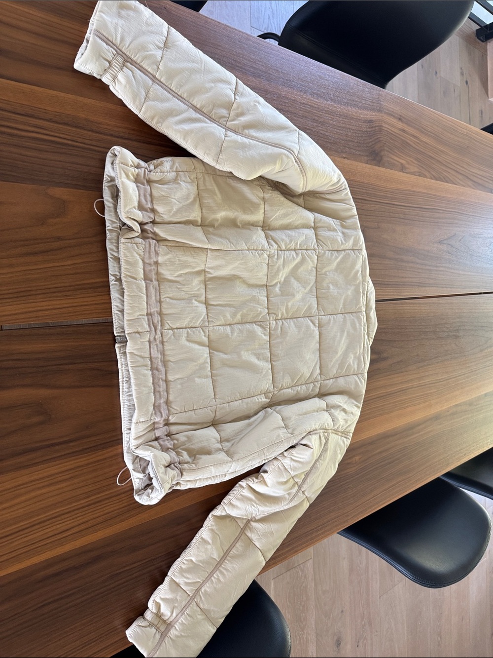 NWOT Athleta Evergreen Jacket in size small beige - Picture 8 of 8